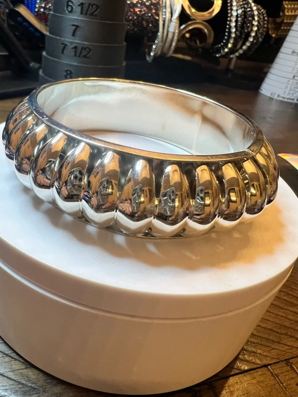 Silver Ribbed Accent Bangle Bracelet - Picture 1 of 3
